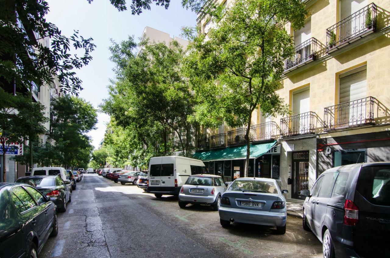 Rodas Lägenhet Madrid Exteriör bild